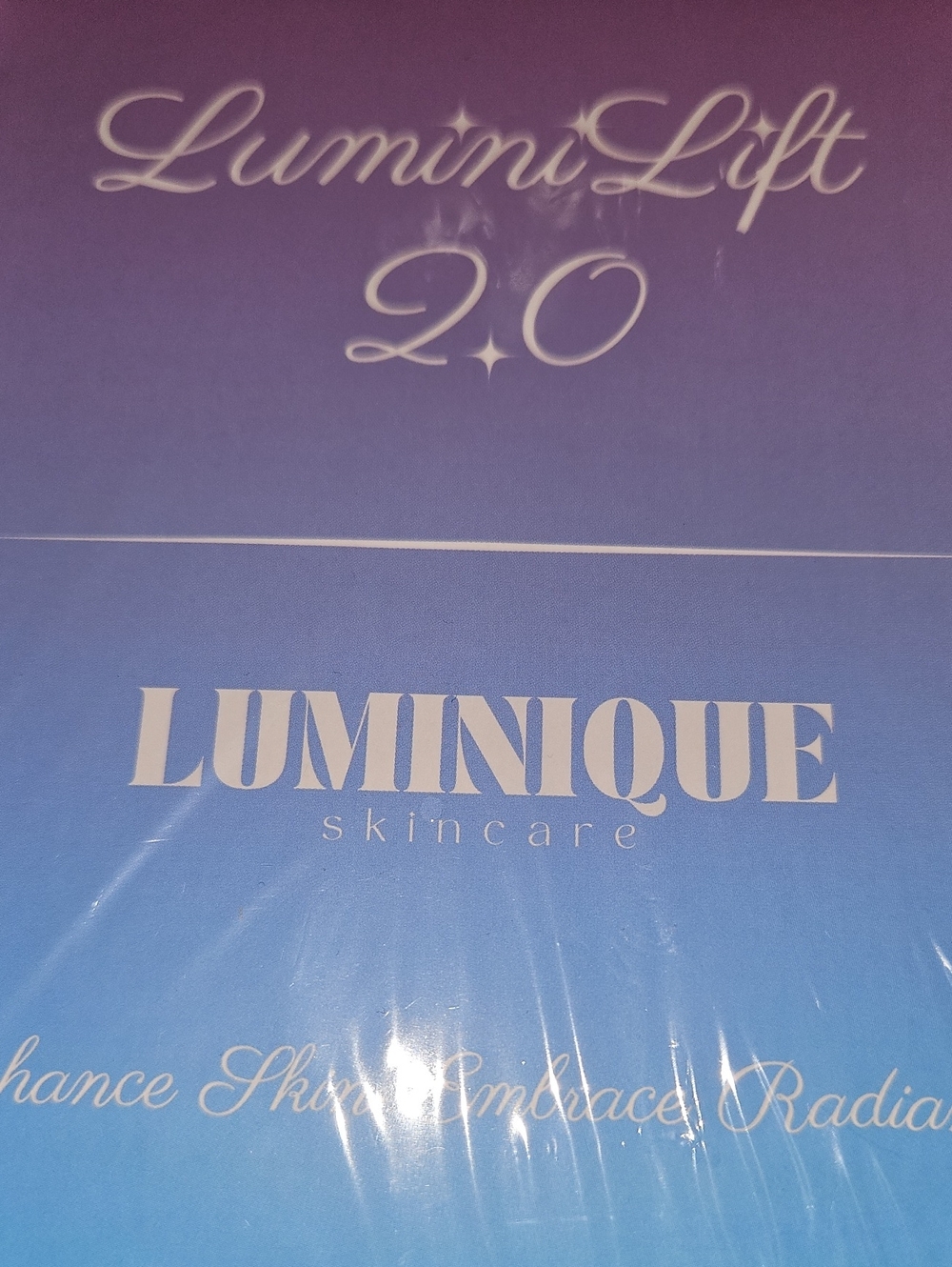 Skincare LuminiLift 2.0 - Blue Packaging